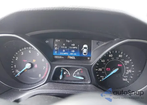 2017 Ford Focus Se z USA, uszkodzony, nr VIN 1FADP3K23HL240561